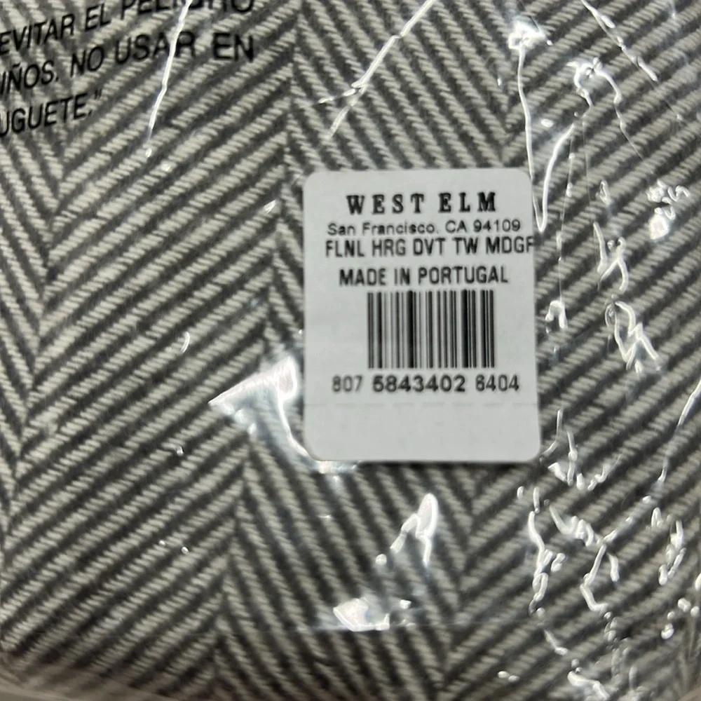 WEST ELM TWIN SIZE DUVET COVER